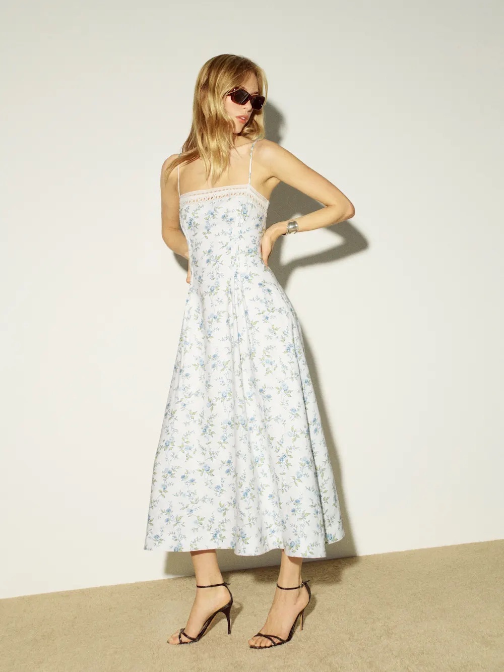 Reformation Pomona Linen Dress In Nostalgia, NEW WITHOUT TAGS, NEVER WORN.